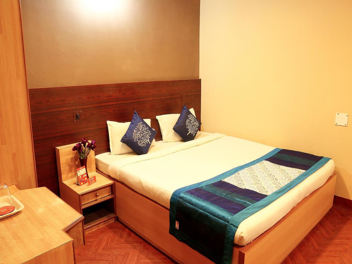 Oyo Rooms Ballygunge Hazra Law College コルカタ エクステリア 写真