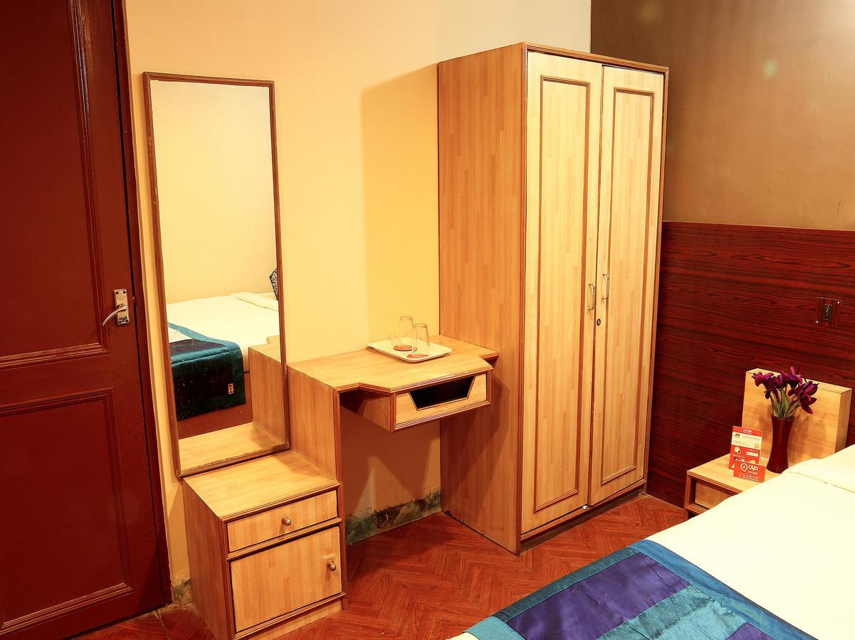 Oyo Rooms Ballygunge Hazra Law College コルカタ エクステリア 写真