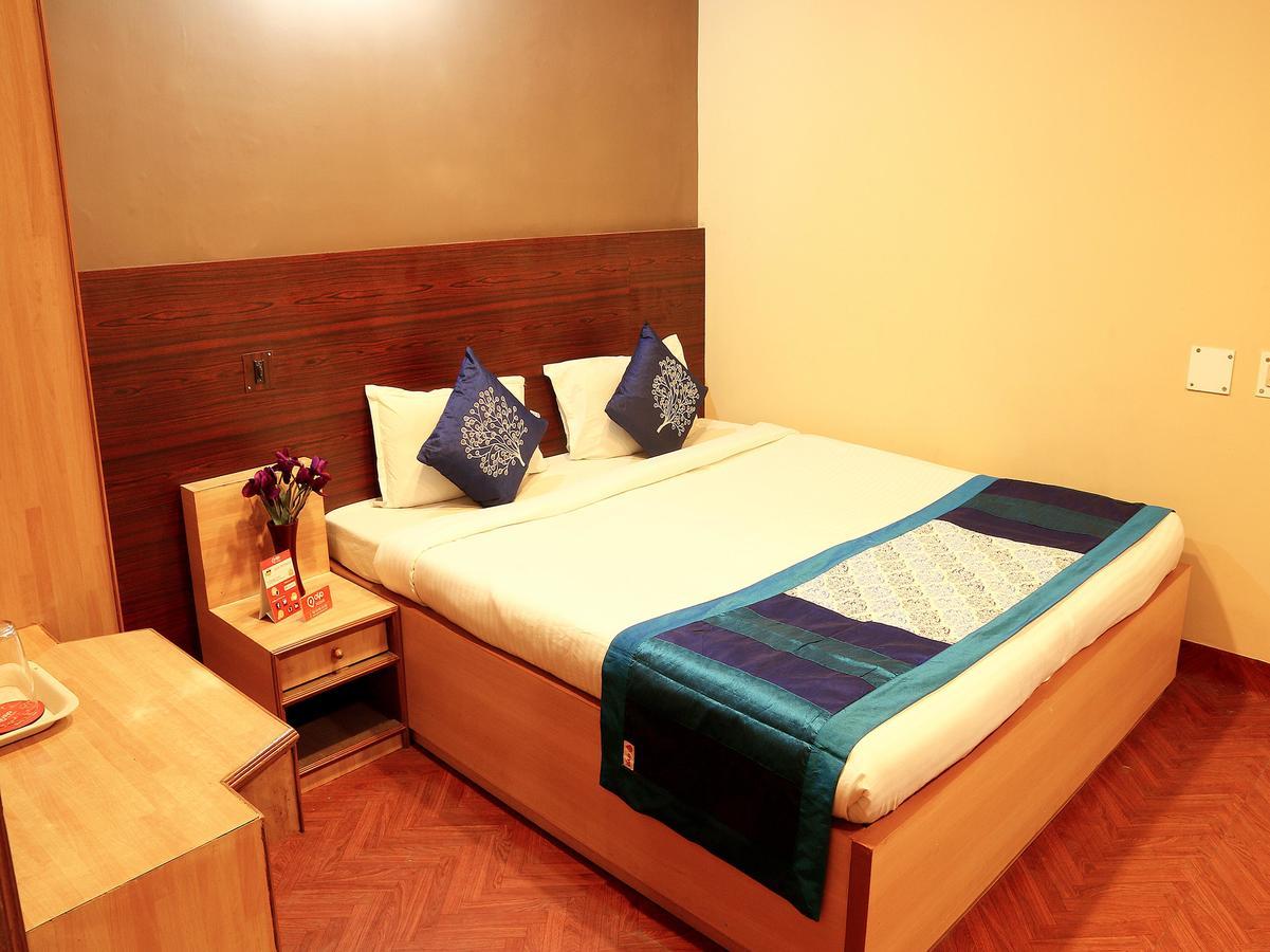 Oyo Rooms Ballygunge Hazra Law College コルカタ エクステリア 写真